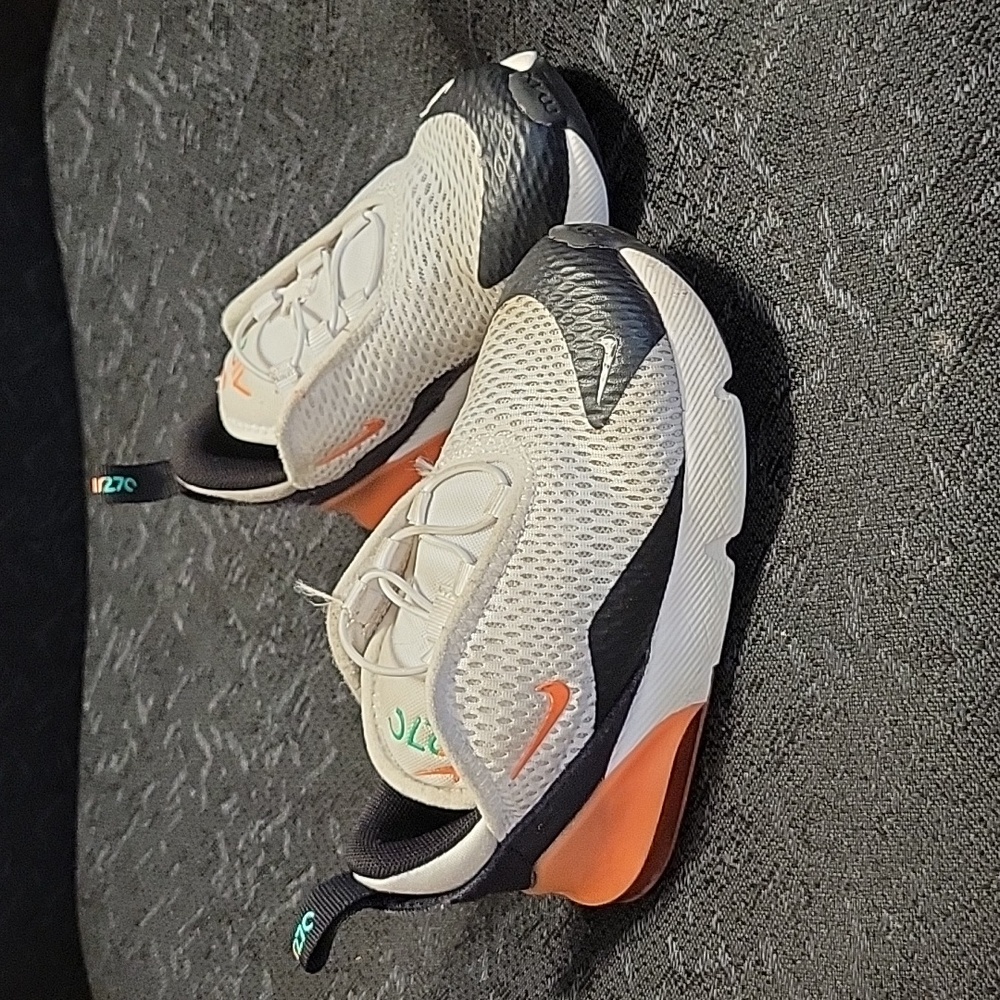 Nike Air Max 270/Size 10c, White, Orange, Black